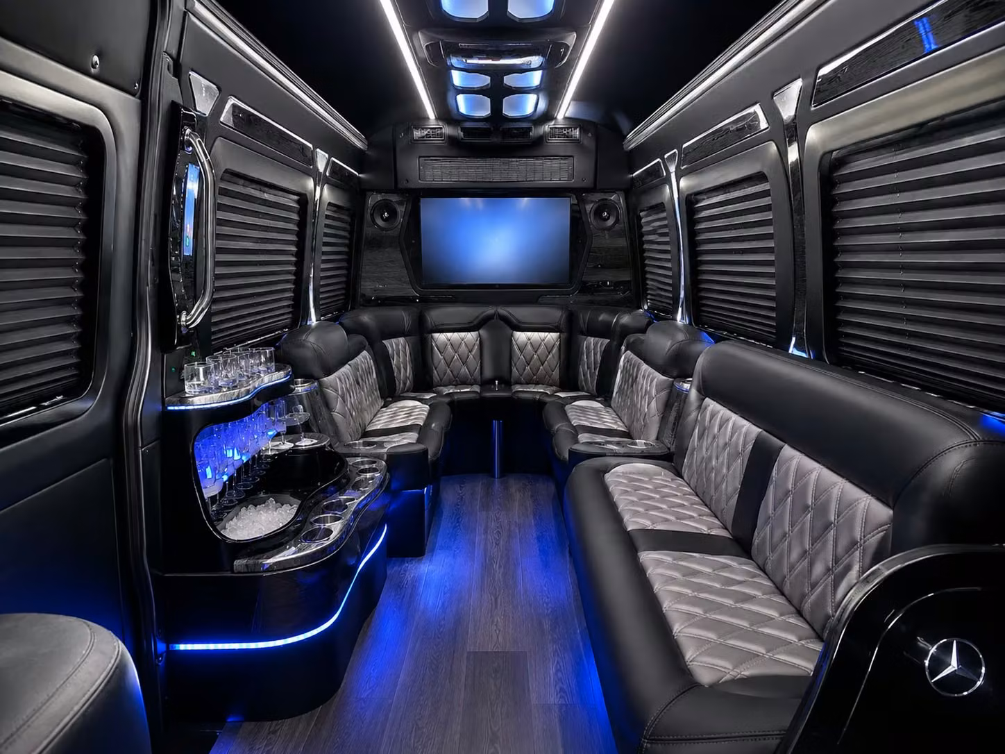 bus rental options for yuma trips