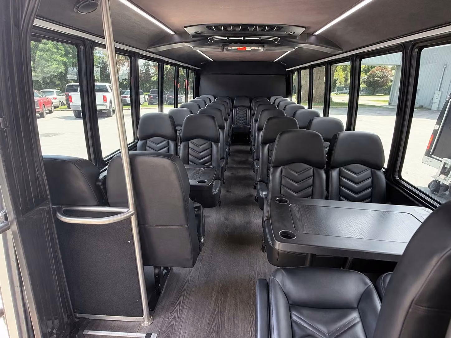 minibuses for smaller yuma concert groups who want a private ride without the big price tag