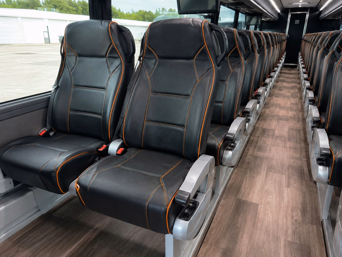 yumacharterbus com connects you with prom transportation in yuma for every budget and every group size