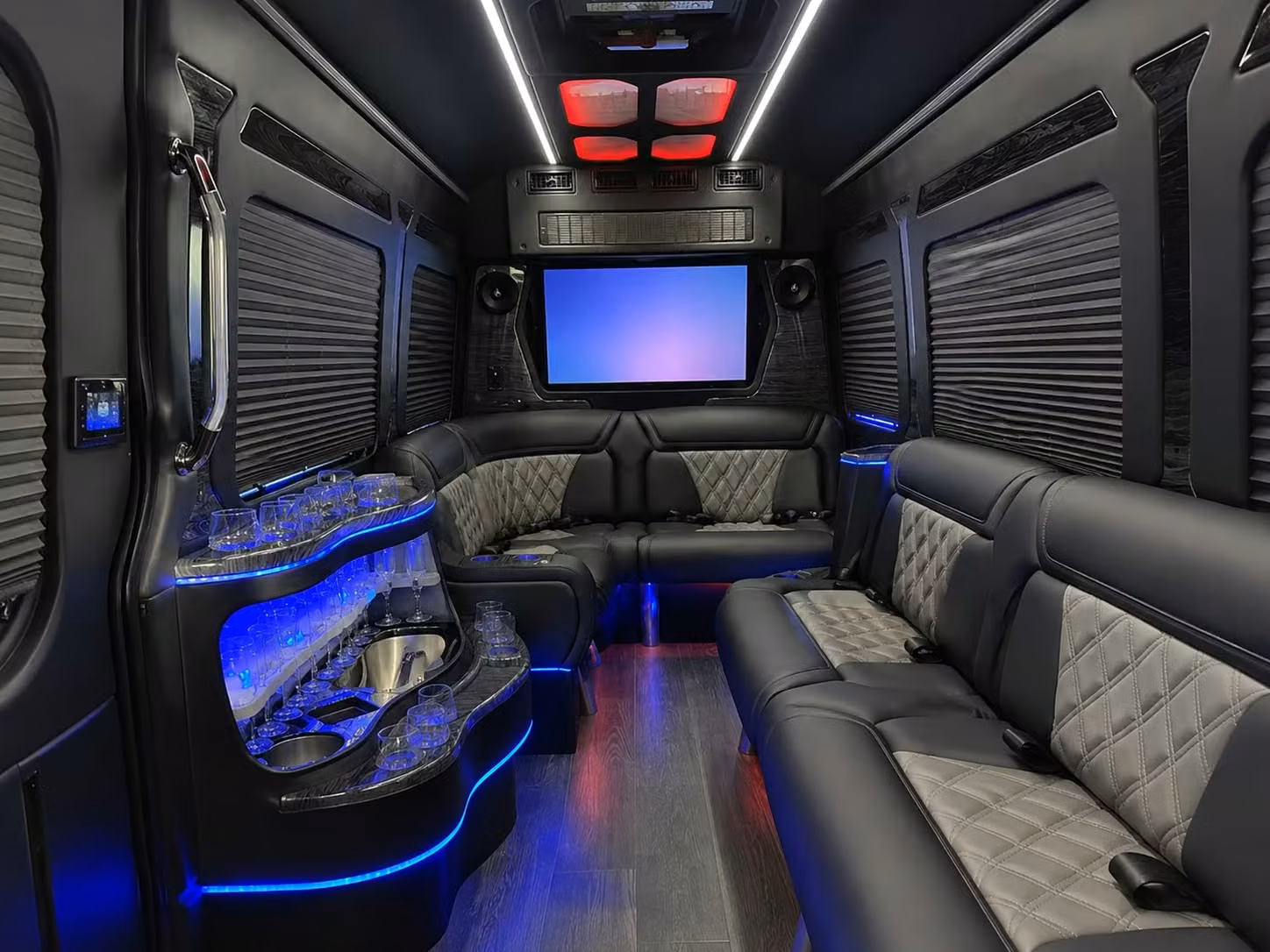 yumacharterbus com is the go to for yuma airport corporate transfers